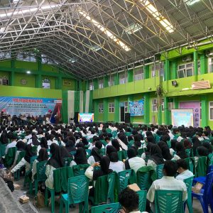 Mahasiswa Unismuh Luwuk Banggai Dibekali Materi Tentang AIK hingga Program Kerja dan Luaran KKN MB