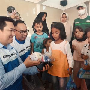 Direktur Operasi Pertamina Drilling Tinjau Dapur Umum Pidie Jaya, Perkuat Logistik Pengungsi